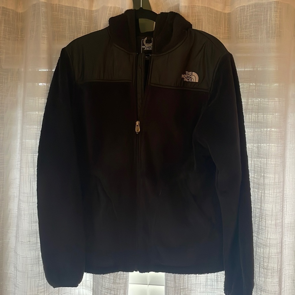Black Fuzzy North Face Zip-Up